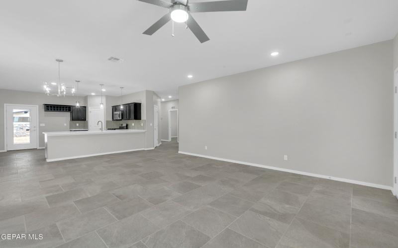 1445 Summer Storm Place, El Paso, TX 79928, 4 Bedrooms Bedrooms, ,2 BathroomsBathrooms,Residential,For Sale,1445 Summer Storm Place,924266