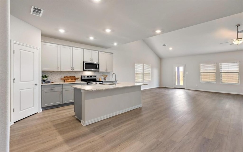 140 Arcane Street, Greenville, TX 75402, 5 Habitaciones Habitaciones , ,3 BañosBaños,Residential,En Venta,140 Arcane Street,20867631