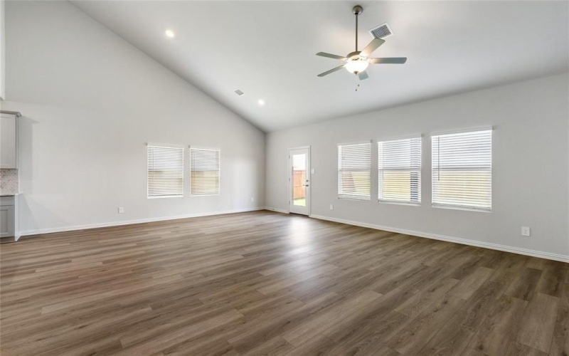 140 Arcane Street, Greenville, TX 75402, 5 Habitaciones Habitaciones , ,3 BañosBaños,Residential,En Venta,140 Arcane Street,20867631
