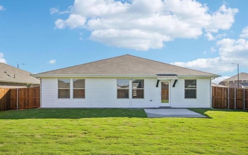 240 Canyon Oaks Drive, Greenville, TX 75402, 3 Habitaciones Habitaciones , ,2 BañosBaños,Residential,En Venta,240 Canyon Oaks Drive,20867637