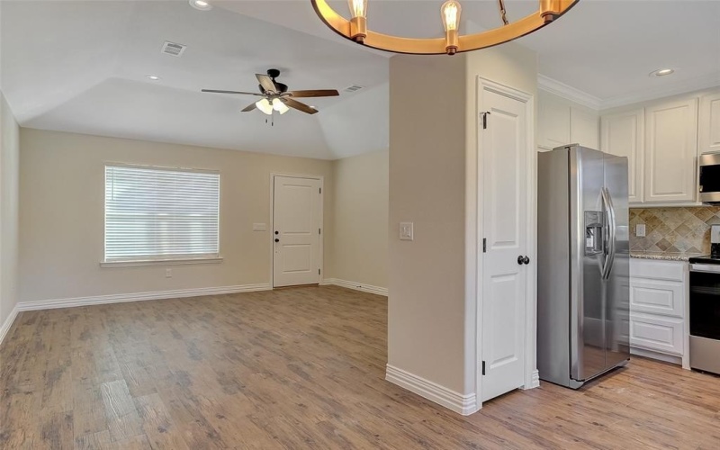 925 N Barrett Avenue, Denison, TX 75020, 3 Habitaciones Habitaciones , ,2 BañosBaños,Residential Lease,En Alquiler,925 N Barrett Avenue,20964272