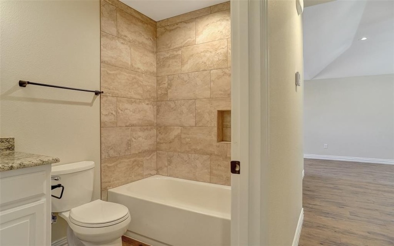 925 N Barrett Avenue, Denison, TX 75020, 3 Habitaciones Habitaciones , ,2 BañosBaños,Residential Lease,En Alquiler,925 N Barrett Avenue,20964272