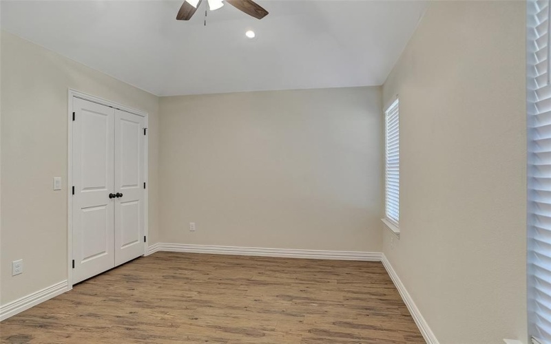 925 N Barrett Avenue, Denison, TX 75020, 3 Habitaciones Habitaciones , ,2 BañosBaños,Residential Lease,En Alquiler,925 N Barrett Avenue,20964272