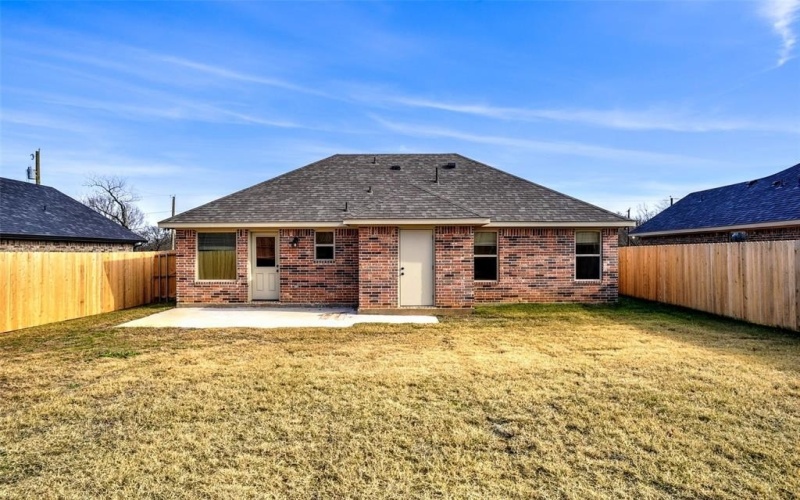 925 N Barrett Avenue, Denison, TX 75020, 3 Habitaciones Habitaciones , ,2 BañosBaños,Residential Lease,En Alquiler,925 N Barrett Avenue,20964272