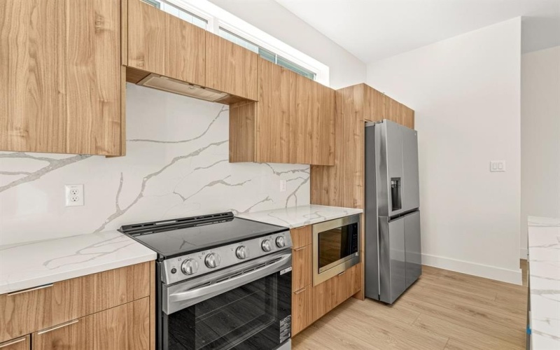 2206 Arroyo Avenue #403, Dallas, TX 75219, 2 Bedrooms Bedrooms, ,2 BathroomsBathrooms,Residential Lease,For Rent,2206 Arroyo Avenue,20964288