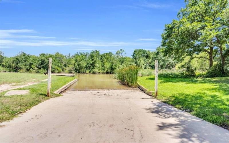 5426 Highview Drive, Granbury, TX 76048, 3 Bedrooms Bedrooms, ,2 BathroomsBathrooms,Residential,For Sale,5426 Highview Drive,20963158