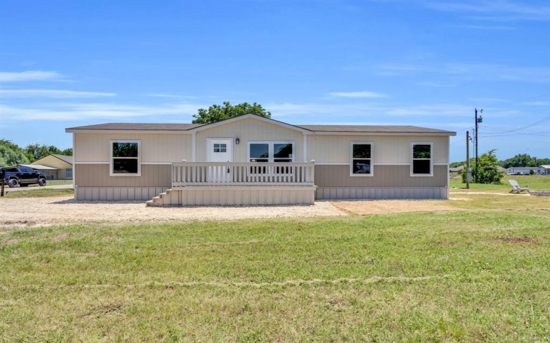 5426 Highview Drive, Granbury, TX 76048, 3 Bedrooms Bedrooms, ,2 BathroomsBathrooms,Residential,For Sale,5426 Highview Drive,20963158
