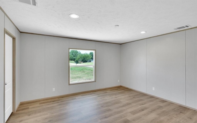 5426 Highview Drive, Granbury, TX 76048, 3 Bedrooms Bedrooms, ,2 BathroomsBathrooms,Residential,For Sale,5426 Highview Drive,20963158