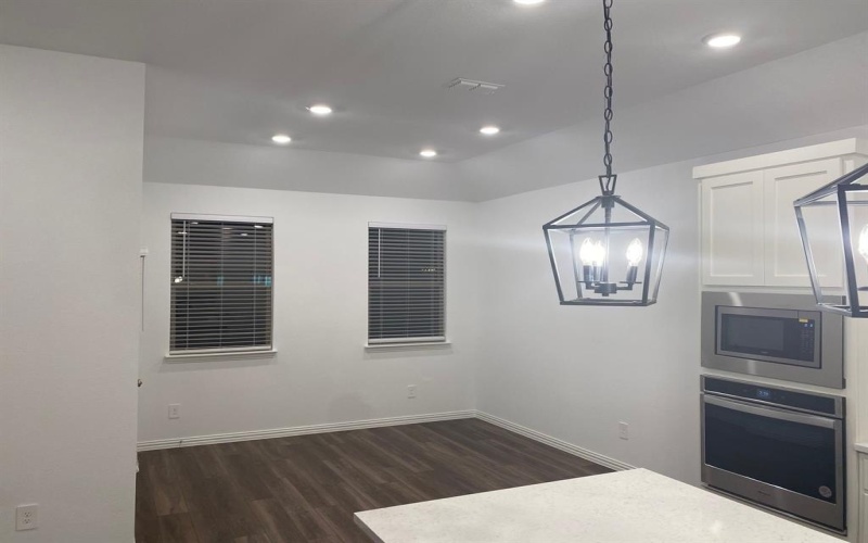 1613 Pine valley Drive, Fort Worth, TX 76052, 4 Bedrooms Bedrooms, ,2 BathroomsBathrooms,Residential Lease,For Rent,1613 Pine valley Drive,20963324