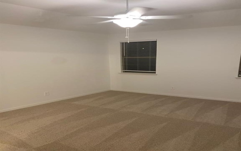 1613 Pine valley Drive, Fort Worth, TX 76052, 4 Bedrooms Bedrooms, ,2 BathroomsBathrooms,Residential Lease,For Rent,1613 Pine valley Drive,20963324