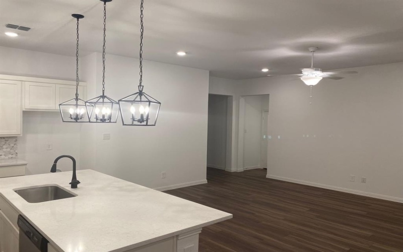 1613 Pine valley Drive, Fort Worth, TX 76052, 4 Bedrooms Bedrooms, ,2 BathroomsBathrooms,Residential Lease,For Rent,1613 Pine valley Drive,20963324