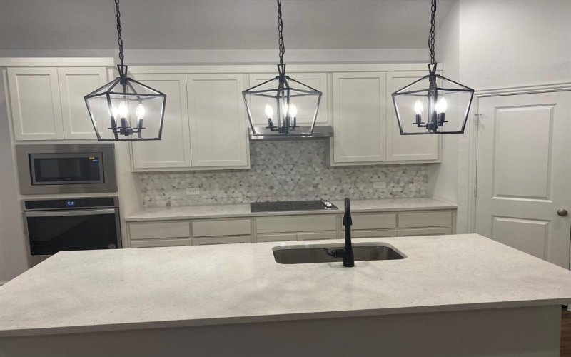1613 Pine valley Drive, Fort Worth, TX 76052, 4 Bedrooms Bedrooms, ,2 BathroomsBathrooms,Residential Lease,For Rent,1613 Pine valley Drive,20963324