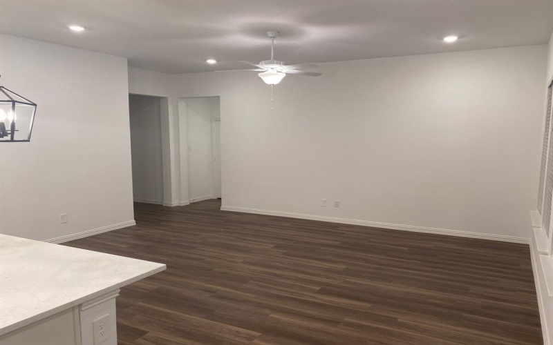 1613 Pine valley Drive, Fort Worth, TX 76052, 4 Bedrooms Bedrooms, ,2 BathroomsBathrooms,Residential Lease,For Rent,1613 Pine valley Drive,20963324