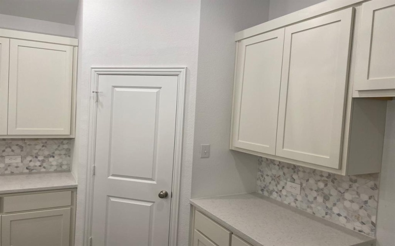 1613 Pine valley Drive, Fort Worth, TX 76052, 4 Bedrooms Bedrooms, ,2 BathroomsBathrooms,Residential Lease,For Rent,1613 Pine valley Drive,20963324