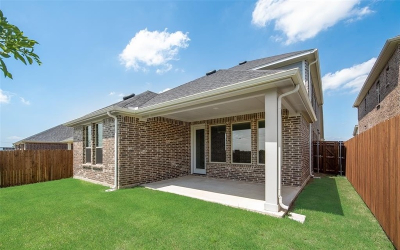 1112 Redcoat Drive, Forney, TX 75126, 4 Bedrooms Bedrooms, ,2 BathroomsBathrooms,Residential,For Sale,1112 Redcoat Drive,20963326