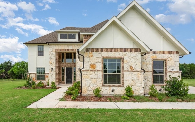 1504 Lynx Loop, Forney, TX 75126, 6 Bedrooms Bedrooms, ,5 BathroomsBathrooms,Residential,For Sale,1504 Lynx Loop,20963353