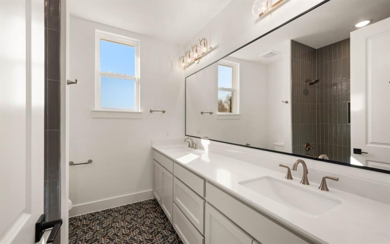 3004 Rolling Creek Drive, Aledo, TX 76008, 4 Bedrooms Bedrooms, ,3 BathroomsBathrooms,Residential,For Sale,3004 Rolling Creek Drive,20963390