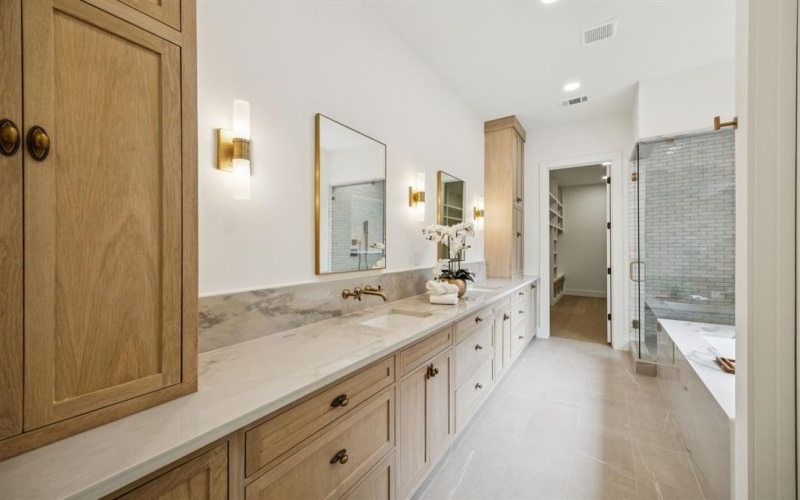 6244 Richmond Avenue, Dallas, TX 75214, 6 Bedrooms Bedrooms, ,7 BathroomsBathrooms,Residential,For Sale,6244 Richmond Avenue,20963672