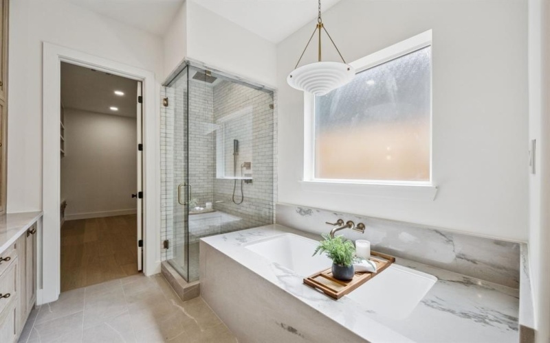 6244 Richmond Avenue, Dallas, TX 75214, 6 Bedrooms Bedrooms, ,7 BathroomsBathrooms,Residential,For Sale,6244 Richmond Avenue,20963672