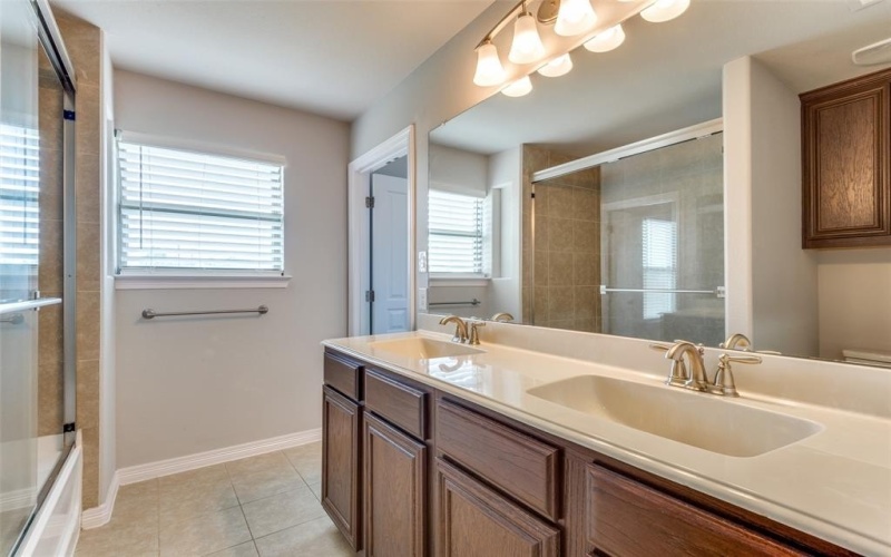272 Irick Court, Aubrey, TX 76227, 3 Bedrooms Bedrooms, ,2 BathroomsBathrooms,Residential Lease,For Rent,272 Irick Court,20963738