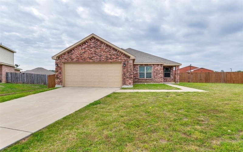 272 Irick Court, Aubrey, TX 76227, 3 Bedrooms Bedrooms, ,2 BathroomsBathrooms,Residential Lease,For Rent,272 Irick Court,20963738