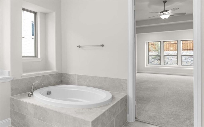 2211 Morris Street, Rockwall, TX 75087, 5 Habitaciones Habitaciones , ,5 BañosBaños,Residential,En Venta,2211 Morris Street,20963815