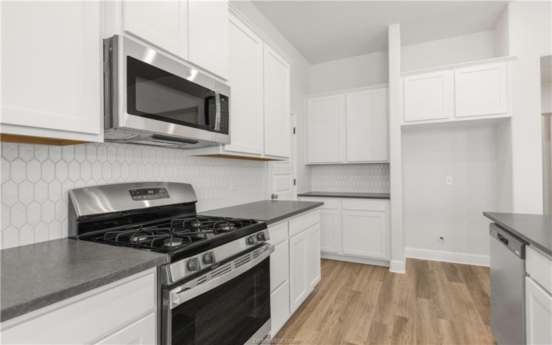 6206 Southern Cross Drive, College Station, TX 77845, 3 Bedrooms Bedrooms, ,2 BathroomsBathrooms,Residential,For Sale,6206 Southern Cross Drive,24008967