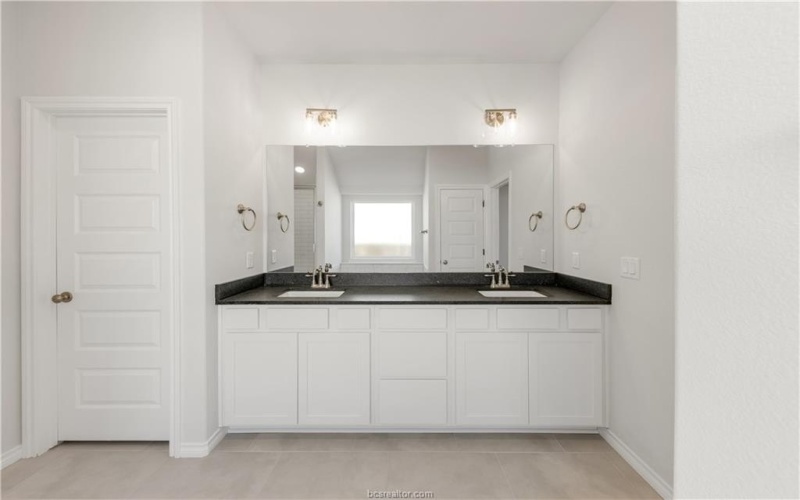 6206 Southern Cross Drive, College Station, TX 77845, 3 Bedrooms Bedrooms, ,2 BathroomsBathrooms,Residential,For Sale,6206 Southern Cross Drive,24008967