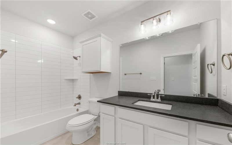 6206 Southern Cross Drive, College Station, TX 77845, 3 Bedrooms Bedrooms, ,2 BathroomsBathrooms,Residential,For Sale,6206 Southern Cross Drive,24008967