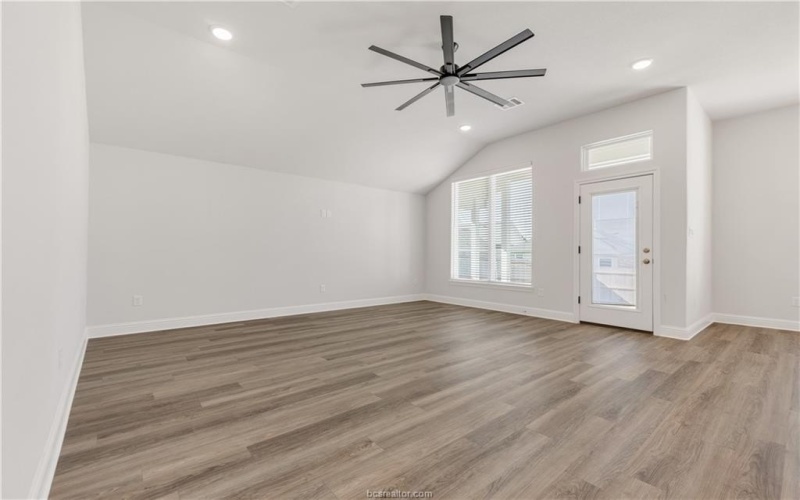 6206 Southern Cross Drive, College Station, TX 77845, 3 Bedrooms Bedrooms, ,2 BathroomsBathrooms,Residential,For Sale,6206 Southern Cross Drive,24008967