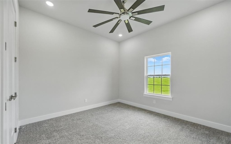 147 Barefoot Bay, Corsicana, TX 75109, 3 Bedrooms Bedrooms, ,2 BathroomsBathrooms,Residential,For Sale,147 Barefoot Bay,20963919