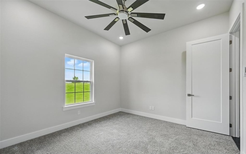 147 Barefoot Bay, Corsicana, TX 75109, 3 Bedrooms Bedrooms, ,2 BathroomsBathrooms,Residential,For Sale,147 Barefoot Bay,20963919