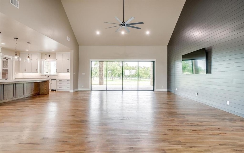 3019 Orchard Road, Bowie, TX 76230, 4 Habitaciones Habitaciones , ,3 BañosBaños,Residential,En Venta,3019 Orchard Road,20963936