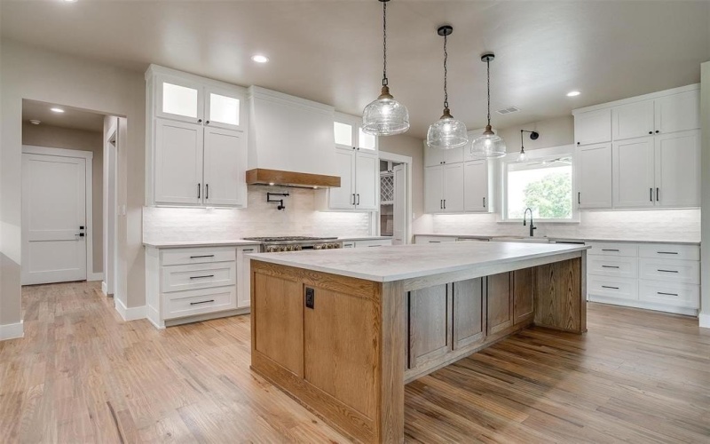 3019 Orchard Road, Bowie, TX 76230, 4 Habitaciones Habitaciones , ,3 BañosBaños,Residential,En Venta,3019 Orchard Road,20963936