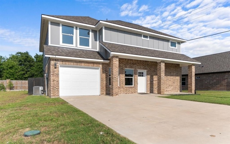 113 Hesed Street, Greenville, TX 75402, 4 Bedrooms Bedrooms, ,3 BathroomsBathrooms,Residential,For Sale,113 Hesed Street,20964035