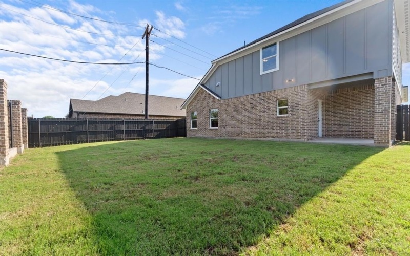 113 Hesed Street, Greenville, TX 75402, 4 Bedrooms Bedrooms, ,3 BathroomsBathrooms,Residential,For Sale,113 Hesed Street,20964035