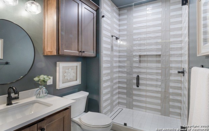 220 Easy Money, Boerne, TX 78006, 6 Bedrooms Bedrooms, ,7 BathroomsBathrooms,Residential,For Sale,220 Easy Money,1874221