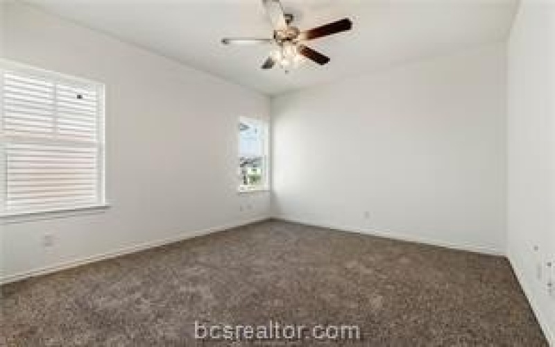 537 Momma Bear Drive, College Station, TX 77845, 5 Habitaciones Habitaciones , ,6 BañosBaños,Residential Lease,En Alquiler,537 Momma Bear Drive,25003479