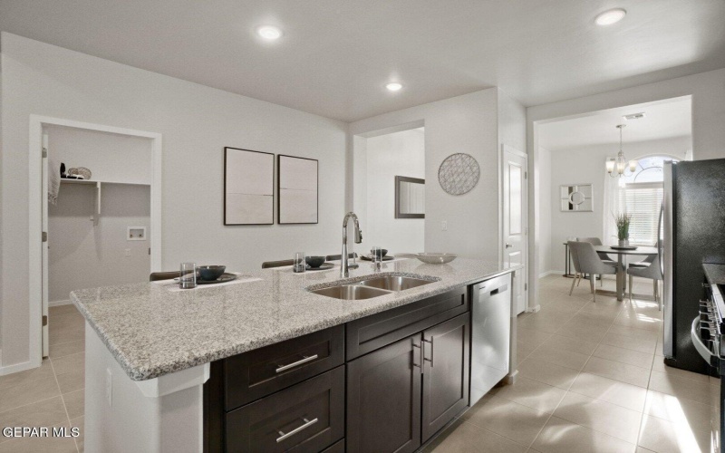 720 Paseo Campanero Street, Horizon City, TX 79928, 3 Habitaciones Habitaciones , ,2 BañosBaños,Residential,En Venta,720 Paseo Campanero Street,924283