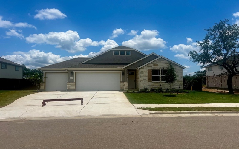 233 Firethorn Road, Marble Falls, TX 78654, 4 Bedrooms Bedrooms, ,2 BathroomsBathrooms,Residential,For Sale,233 Firethorn Road,173764