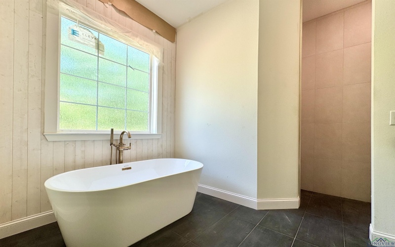 221 CR 3545, Hawkins, TX 75765, 4 Bedrooms Bedrooms, ,3 BathroomsBathrooms,Residential,For Sale,221 CR 3545,20254004