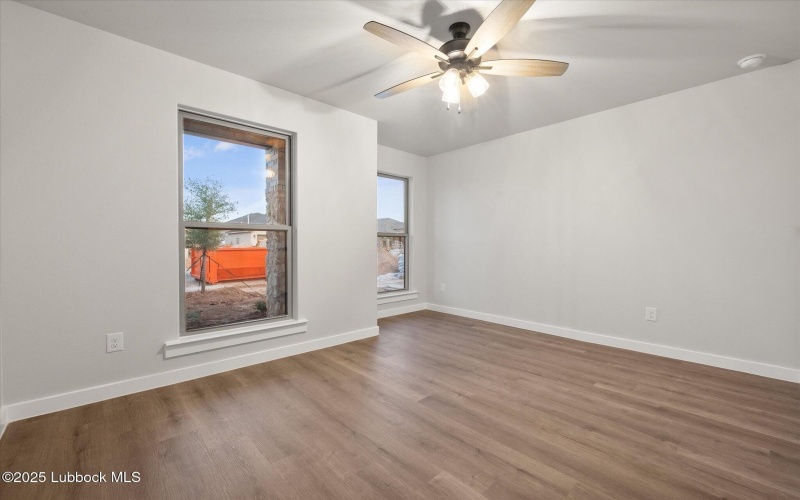 10704 Beaufort Avenue, Lubbock, TX 79424, 3 Bedrooms Bedrooms, ,2 BathroomsBathrooms,Residential,For Sale,10704 Beaufort Avenue,202556037