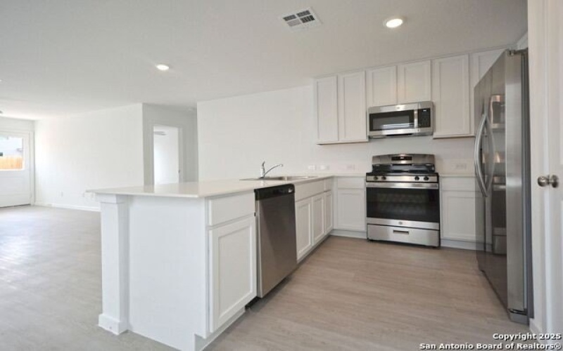 11559 Field Briar, Converse, TX 78109, 3 Habitaciones Habitaciones , ,2 BañosBaños,Residential Lease,En Alquiler,11559 Field Briar,1874269