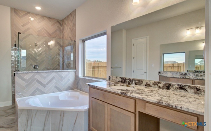 2023 Stephanie Avenue, New Braunfels, TX 78132, 4 Habitaciones Habitaciones , ,3 BañosBaños,Residential,En Venta,2023 Stephanie Avenue,582924