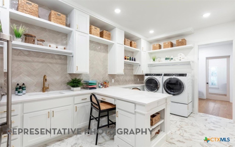 125 Cherokee Sedge Path, San Marcos, TX 78666, 3 Habitaciones Habitaciones , ,3 BañosBaños,Residential,En Venta,125 Cherokee Sedge Path,582961