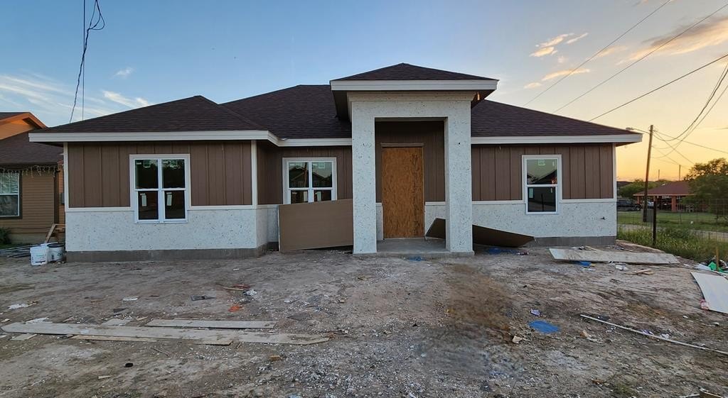 75 School Circle, Eagle Pass, TX 78852, 3 Bedrooms Bedrooms, ,2 BathroomsBathrooms,Residential,For Sale,75 School Circle,81335