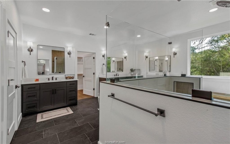 4334 Berkshire, Franklin, TX 77856, 4 Bedrooms Bedrooms, ,3 BathroomsBathrooms,Residential,For Sale,4334 Berkshire,25002114