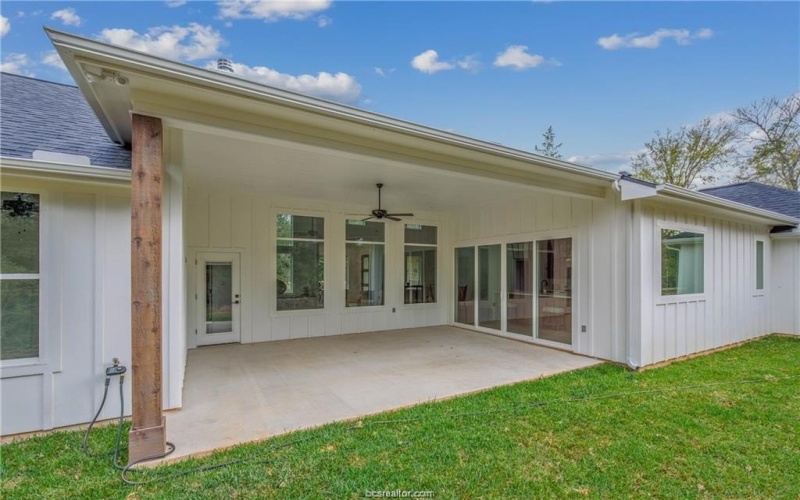 4334 Berkshire, Franklin, TX 77856, 4 Bedrooms Bedrooms, ,3 BathroomsBathrooms,Residential,For Sale,4334 Berkshire,25002114