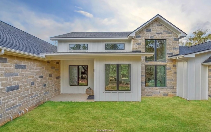 4334 Berkshire, Franklin, TX 77856, 4 Bedrooms Bedrooms, ,3 BathroomsBathrooms,Residential,For Sale,4334 Berkshire,25002114