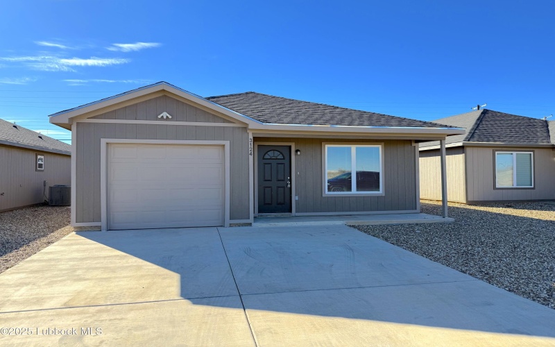 3124 E Cornell Street, Lubbock, TX 79403, 3 Bedrooms Bedrooms, ,2 BathroomsBathrooms,Residential Lease,For Rent,3124 E Cornell Street,202556111